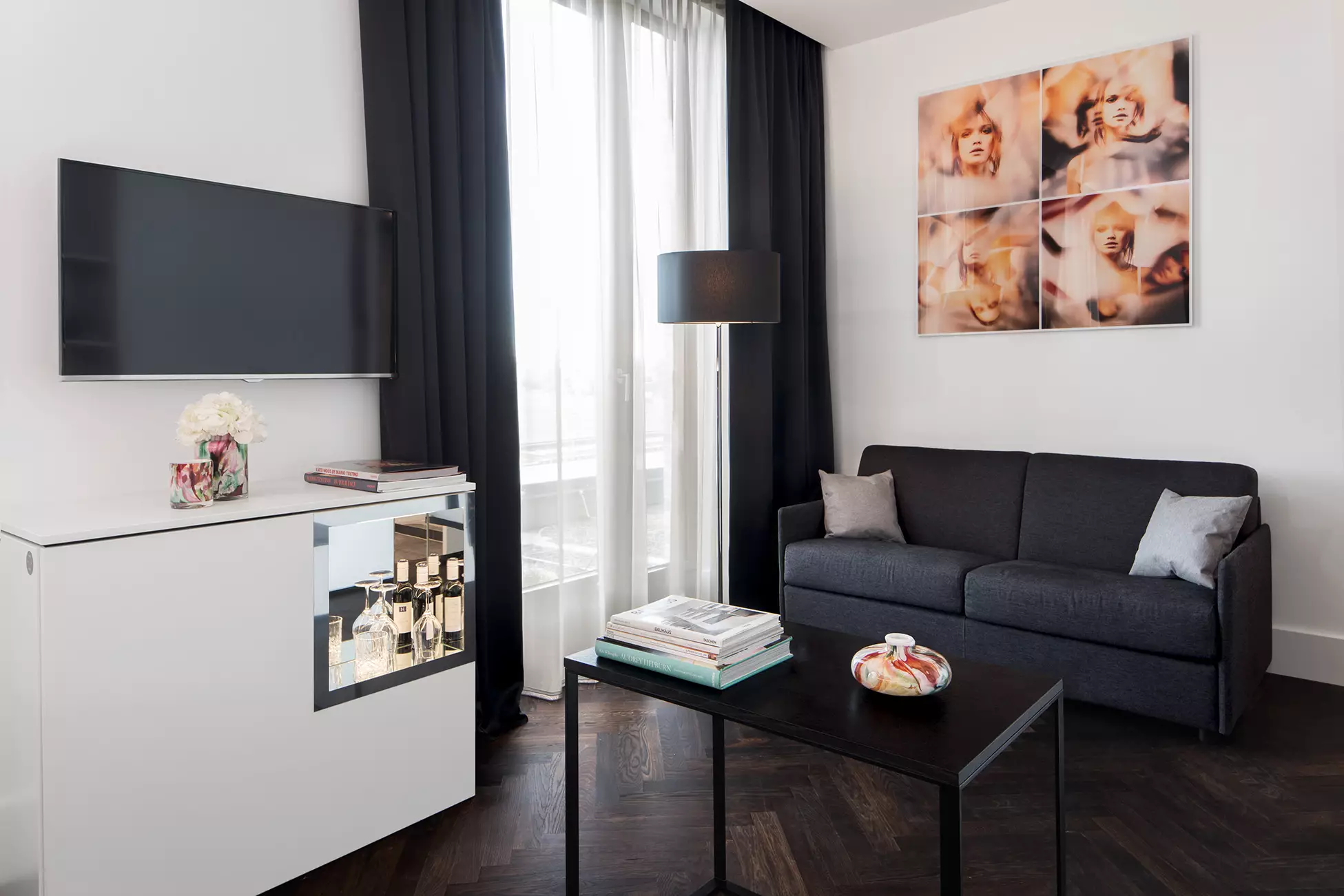 هتل Hotel AMANO Grand Central برلین