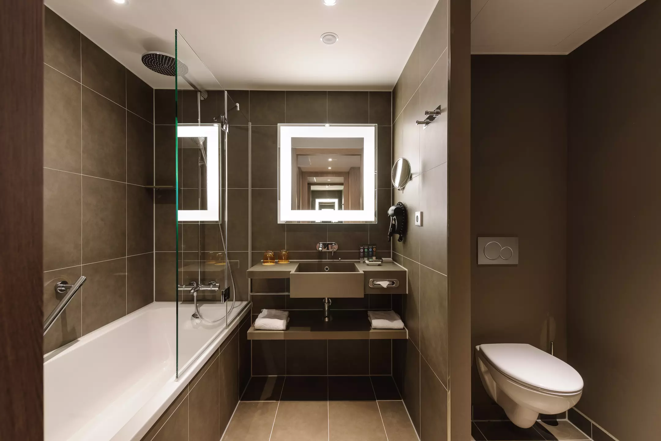 Alibaba https://cdn.alibaba.ir/ostorage/hotel-accommodation-images/69f8bc96eb1ae654aaa5c662_Munich-Novotel-Muenchen-City-Arnulfpark-1.webp