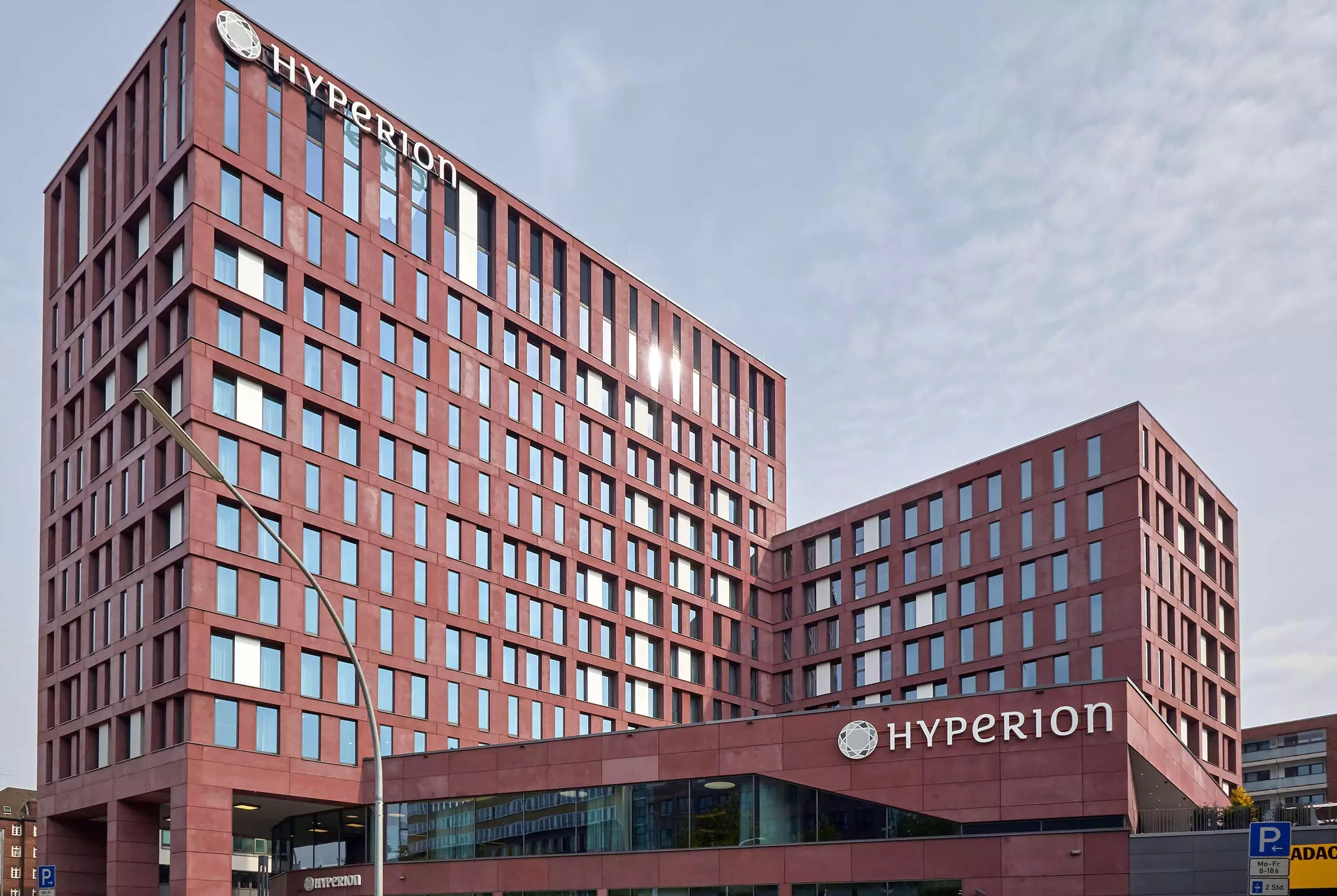 Alibaba https://cdn.alibaba.ir/ostorage/hotel-accommodation-images/69f8c104eb1ae654aaa5c927_Hamburg-HYPERION-Hotel-Hamburg-1.webp