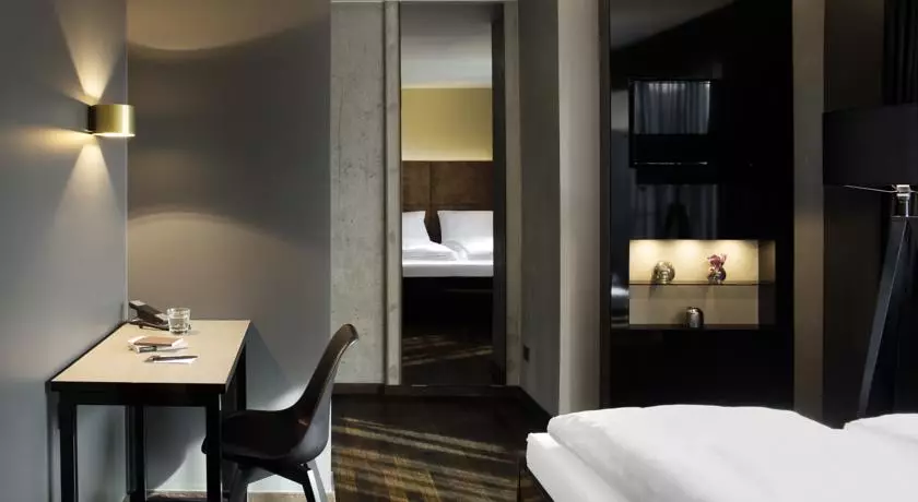 هتل Hotel ZOE by AMANO برلین