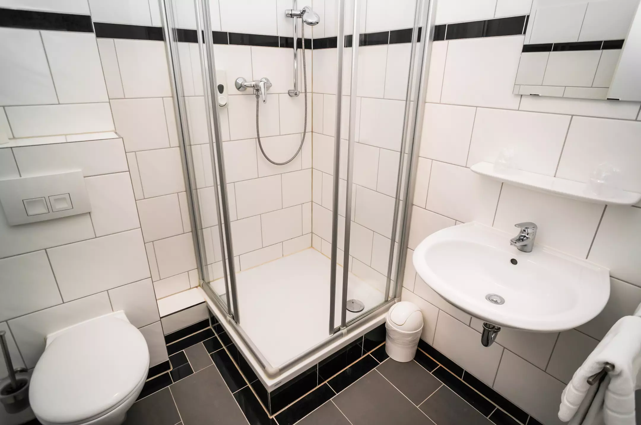 Alibaba https://cdn.alibaba.ir/ostorage/hotel-accommodation-images/69f8ca53eb1ae654aaa5cf40_Frankfurt-am-Main-Scope-Hotel-City-Stay-Frankfurt-1.webp