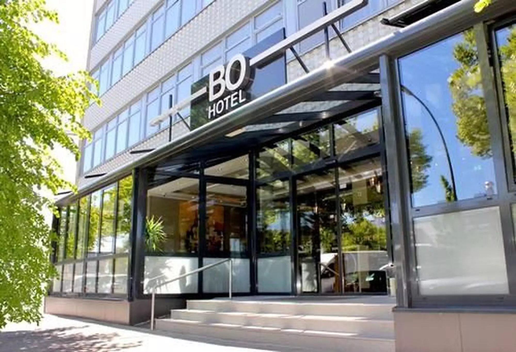 Alibaba https://cdn.alibaba.ir/ostorage/hotel-accommodation-images/69f8cbc1eb1ae654aaa5d02a_Hamburg-BO-Hotel-Hamburg-1.webp