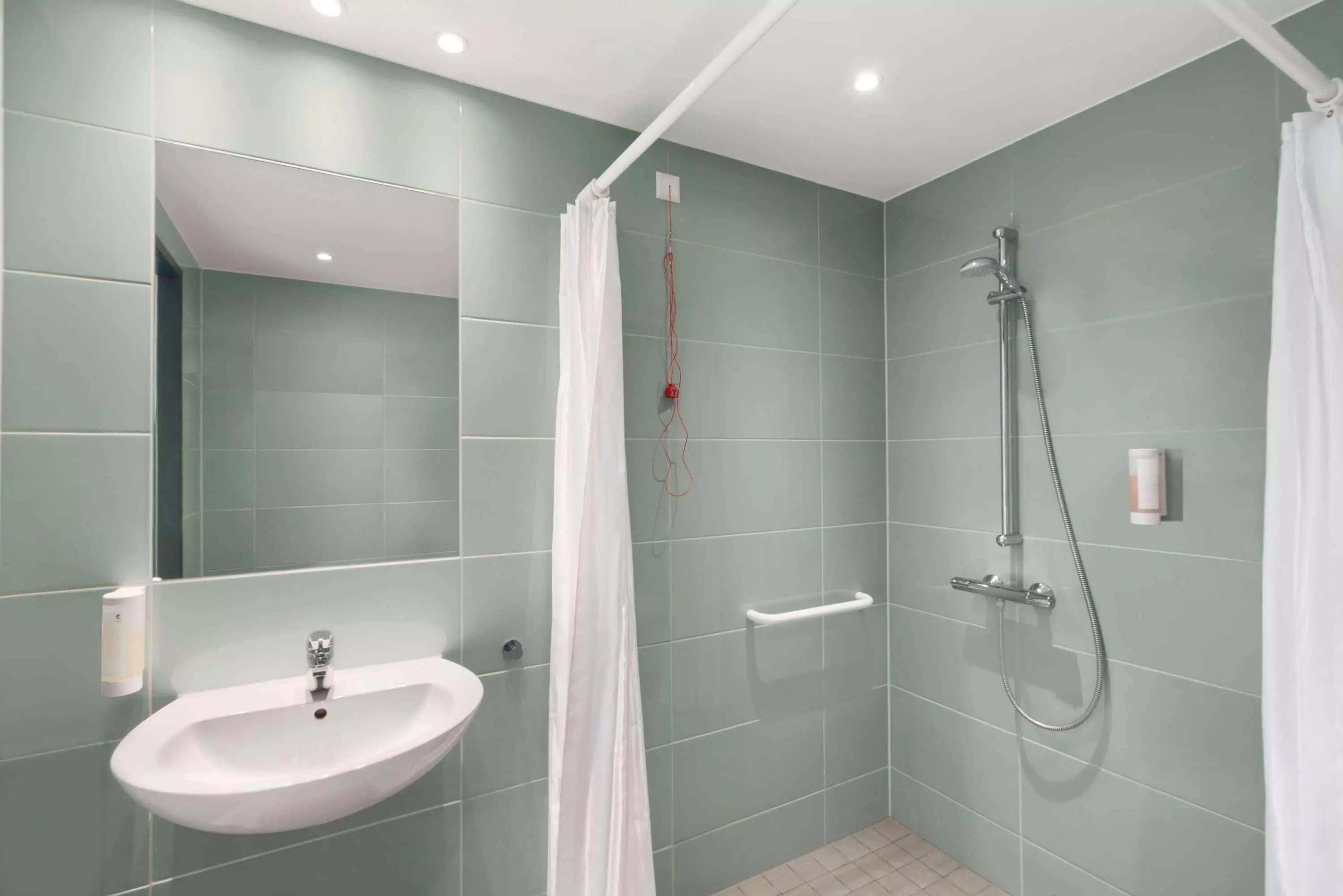 Alibaba https://cdn.alibaba.ir/ostorage/hotel-accommodation-images/69f8d336eb1ae654aaa5d4e9_Munich-Super-8-by-Wyndham-Munich-City-West-1.webp