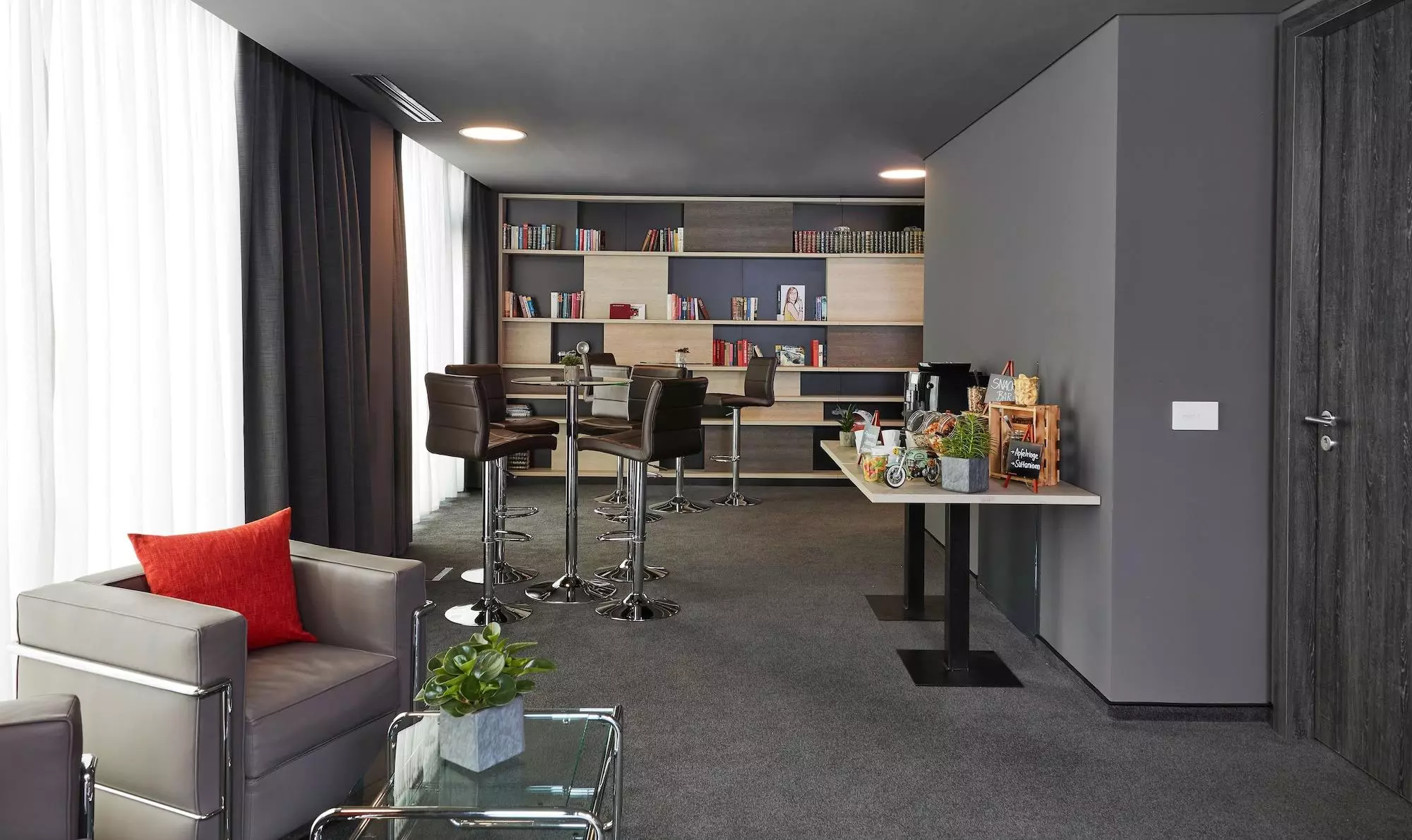 هتل Living Hotel Frankfurt فرانکفورت