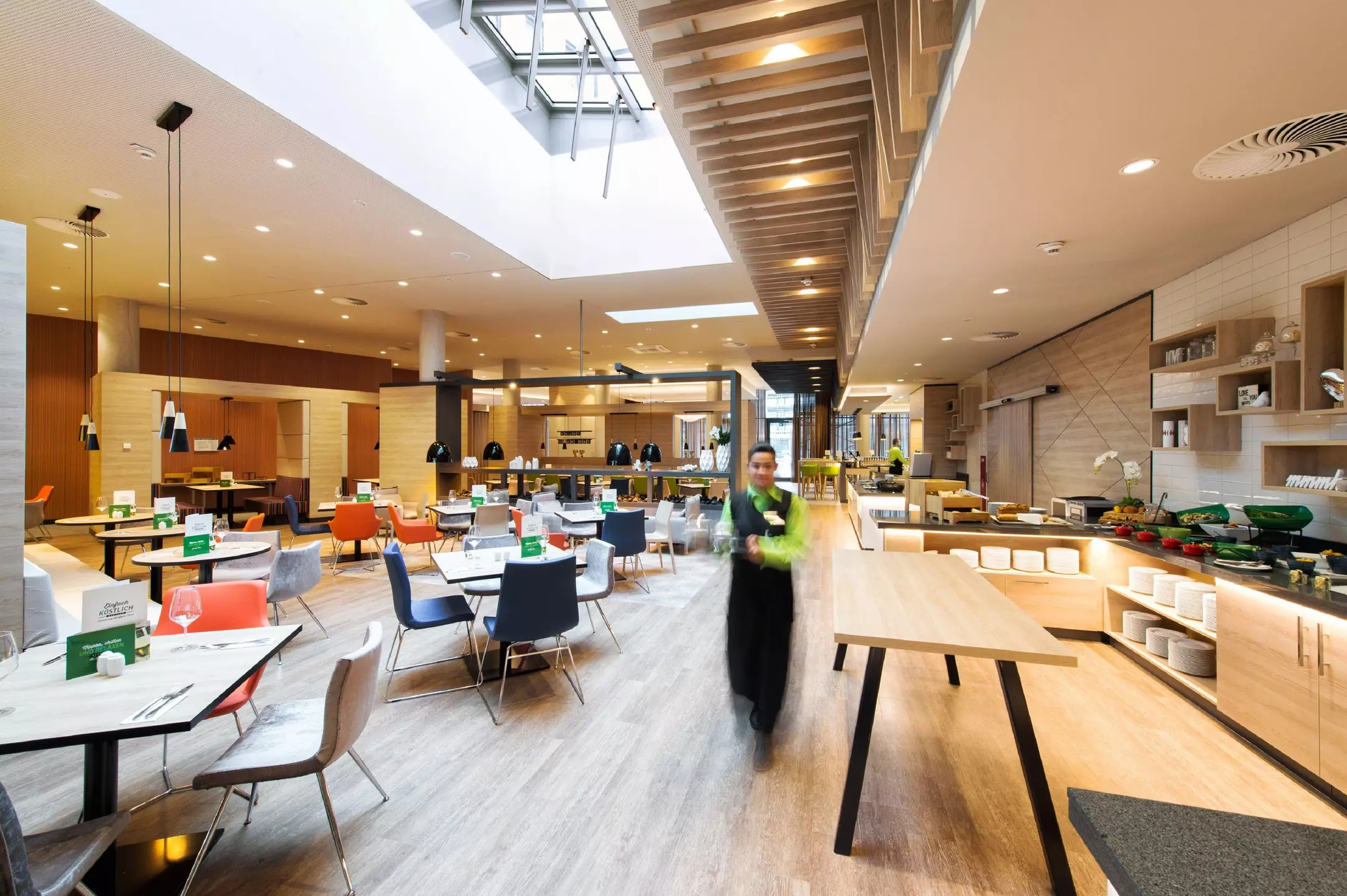 Alibaba https://cdn.alibaba.ir/ostorage/hotel-accommodation-images/69f8db2feb1ae654aaa5d952_Frankfurt-am-Main-Holiday-Inn-Frankfurt-Airport-1.webp