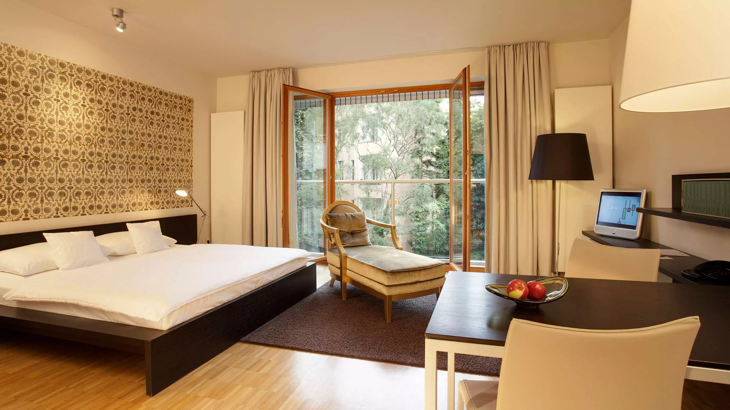هتل TOWNHOUSE Berlin برلین