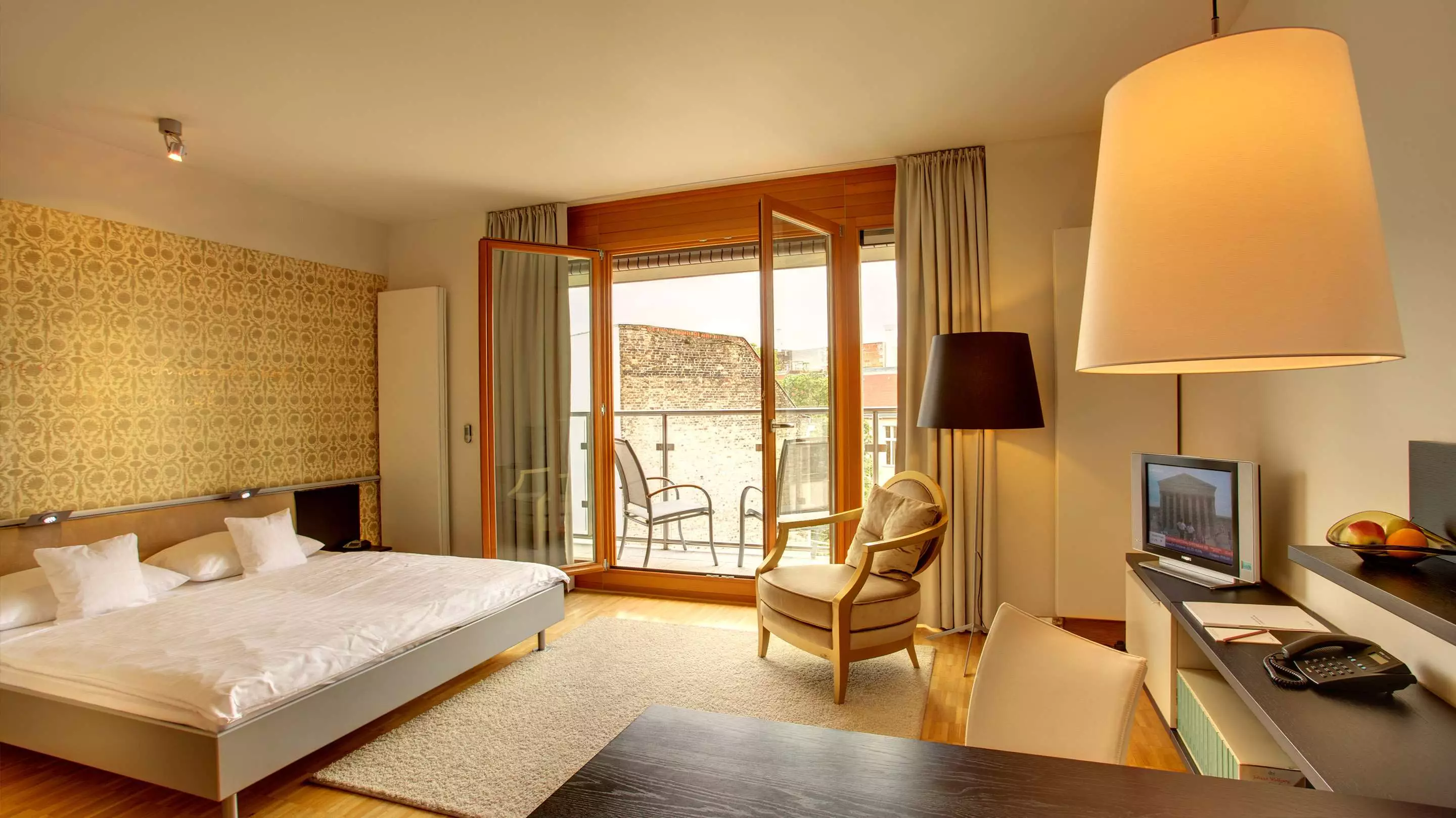 هتل TOWNHOUSE Berlin برلین