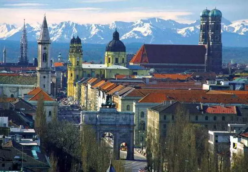 هتل Courtyard Munich City Center مونیخ