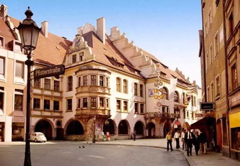 هتل Courtyard Munich City Center مونیخ
