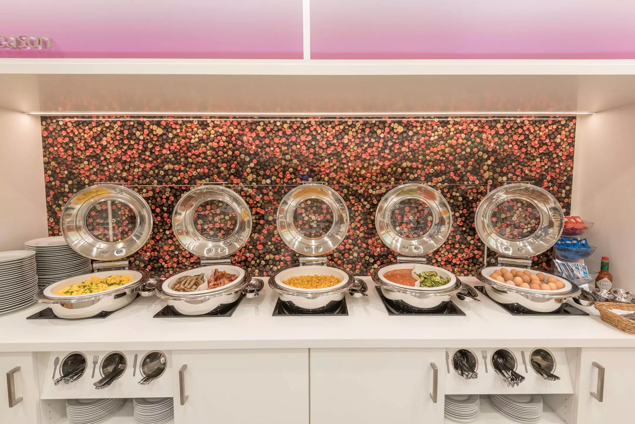 هتل Hampton by Hilton Hamburg City Centre هامبورگ