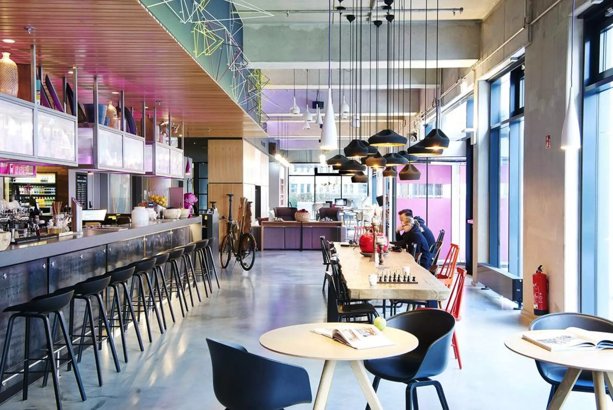 Alibaba https://cdn.alibaba.ir/ostorage/hotel-accommodation-images/69f94f19c86edf55f721edda_Frankfurt-am-Main-Moxy-Frankfurt-Airport-1.webp