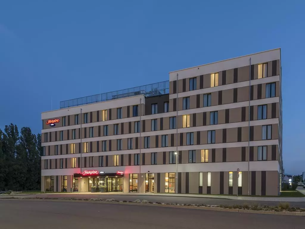 هتل Hampton by Hilton Freiburg Freiburg