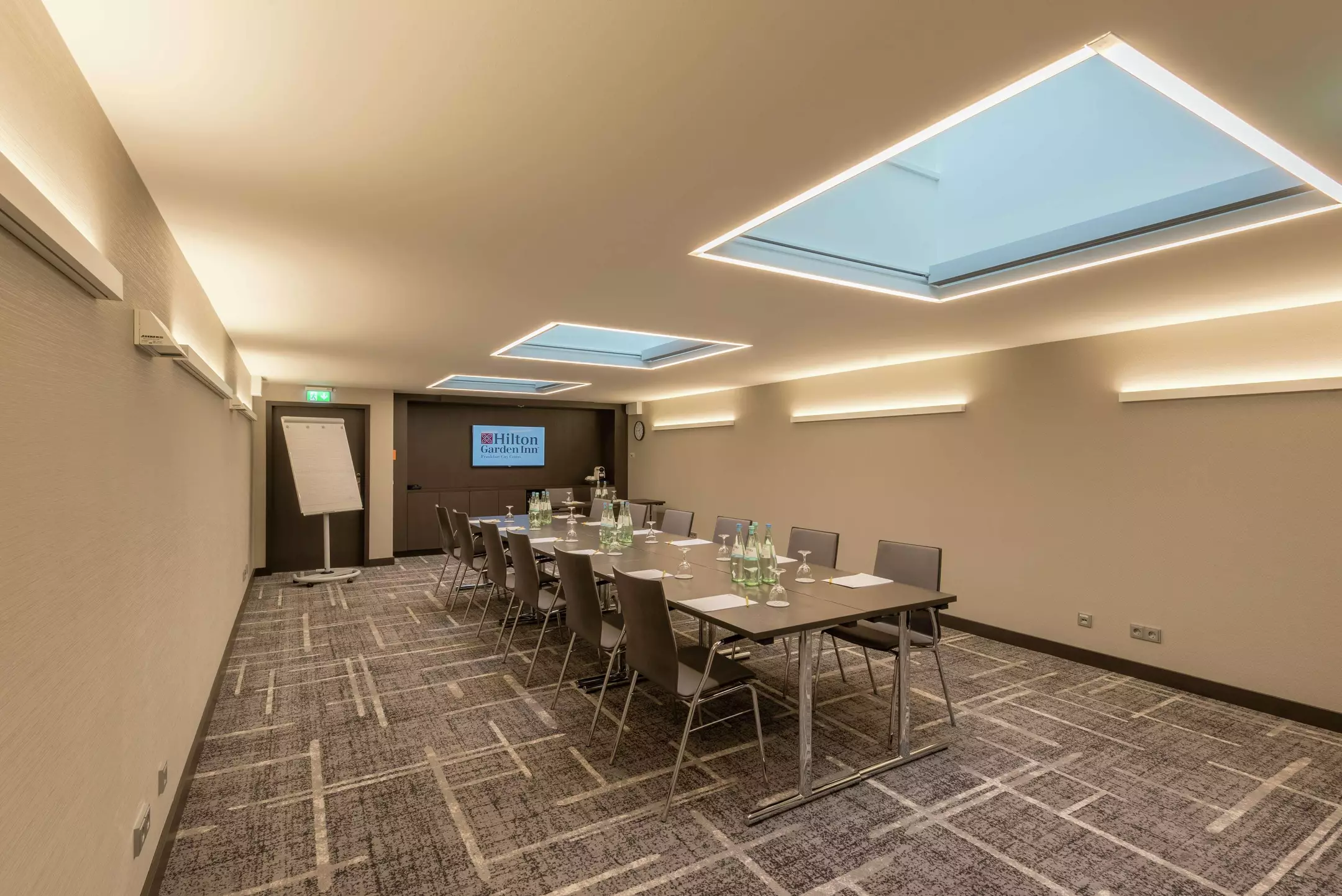 هتل Hilton Garden Inn Frankfurt City Centre فرانکفورت