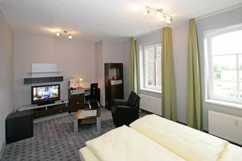 هتل Hotel Dampfmühle Neukirchen-Vluyn