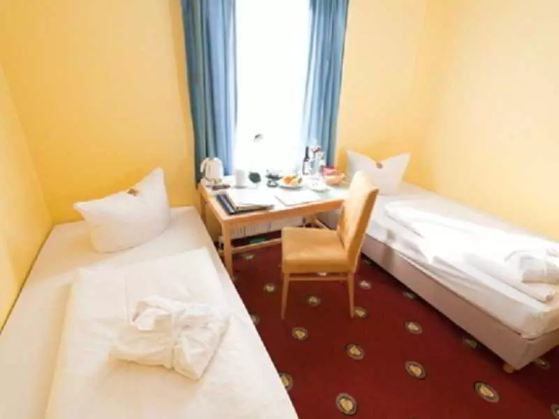 هتل Hotel Perlach Allee by Blattl مونیخ