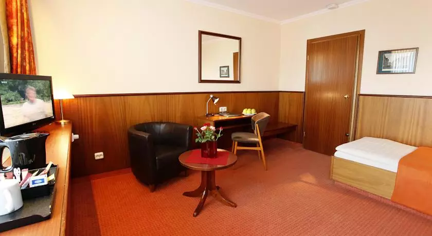 Alibaba https://cdn.alibaba.ir/ostorage/hotel-accommodation-images/69f99b85c86edf55f7221d59_Norderstedt-Centro-Hotel-Norderstedter-Hof-1.webp