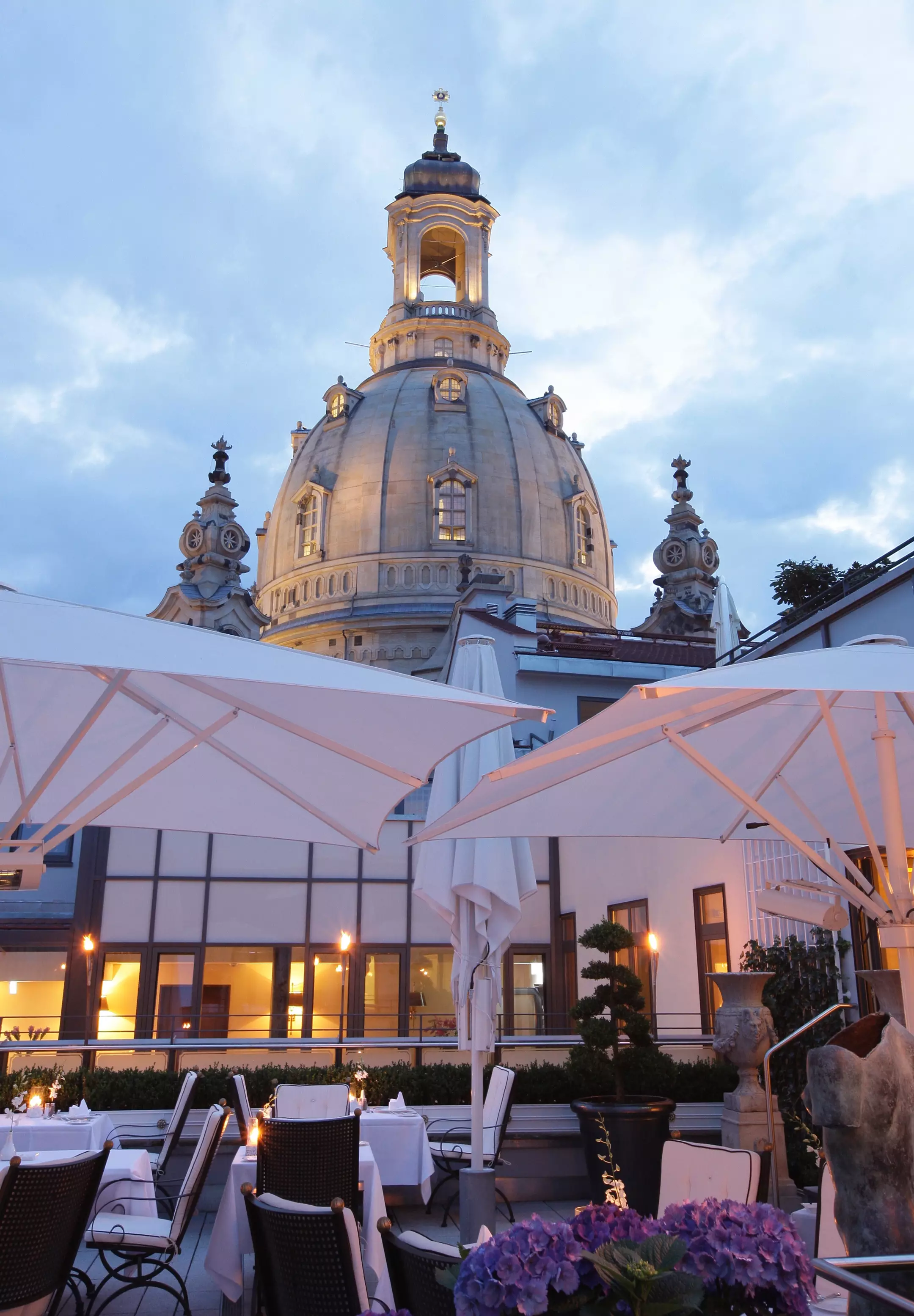 Alibaba https://cdn.alibaba.ir/ostorage/hotel-accommodation-images/69f9a679c86edf55f7222440_Dresden-Suitess-Hotel-1.webp