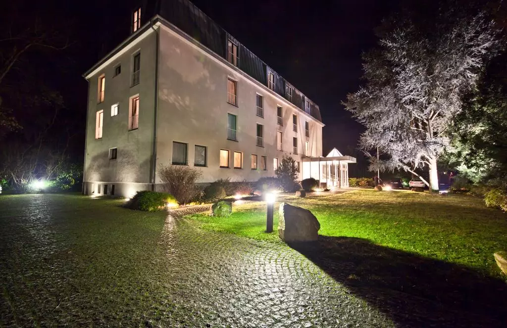 هتل Novum Hotel Silence Garden Köln کلن