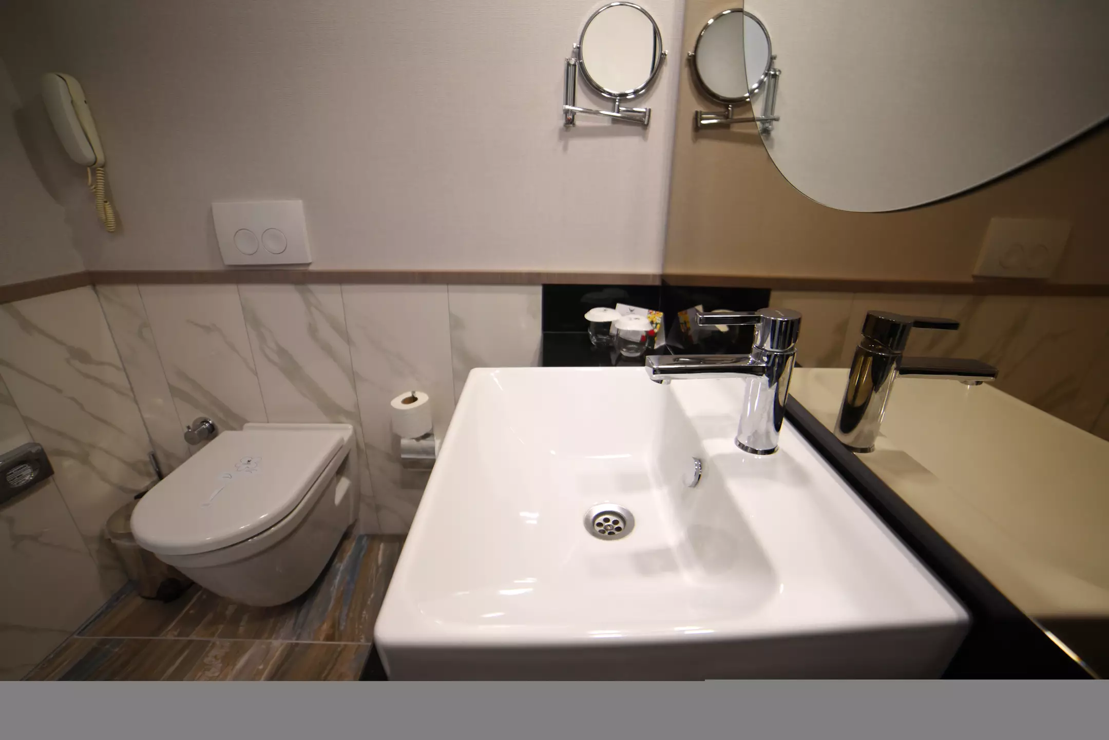 Alibaba https://cdn.alibaba.ir/ostorage/hotel-accommodation-images/6a01e8acc86edf55f7223310_Lara-Royal-Wings-Hotel-1.webp