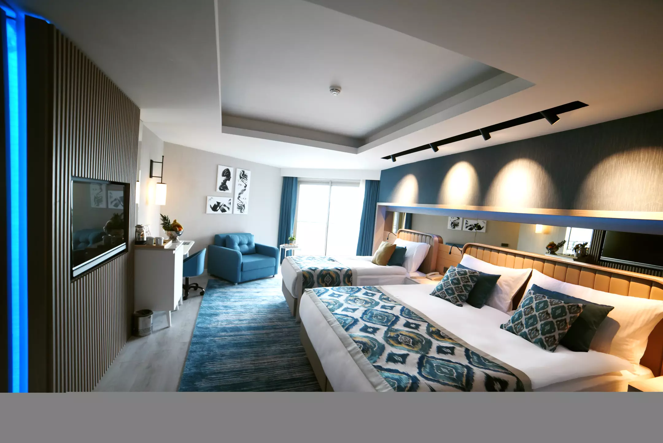 هتل رویال وینگز آنتالیا