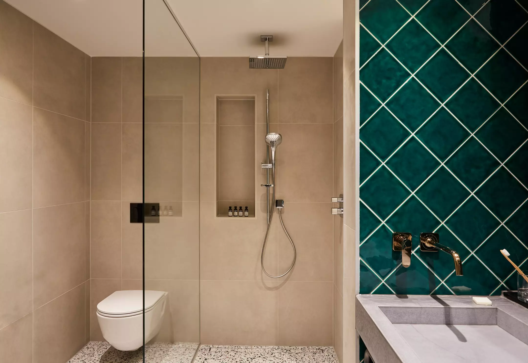هتل Hotel Indigo Berlin - East Side Gallery برلین