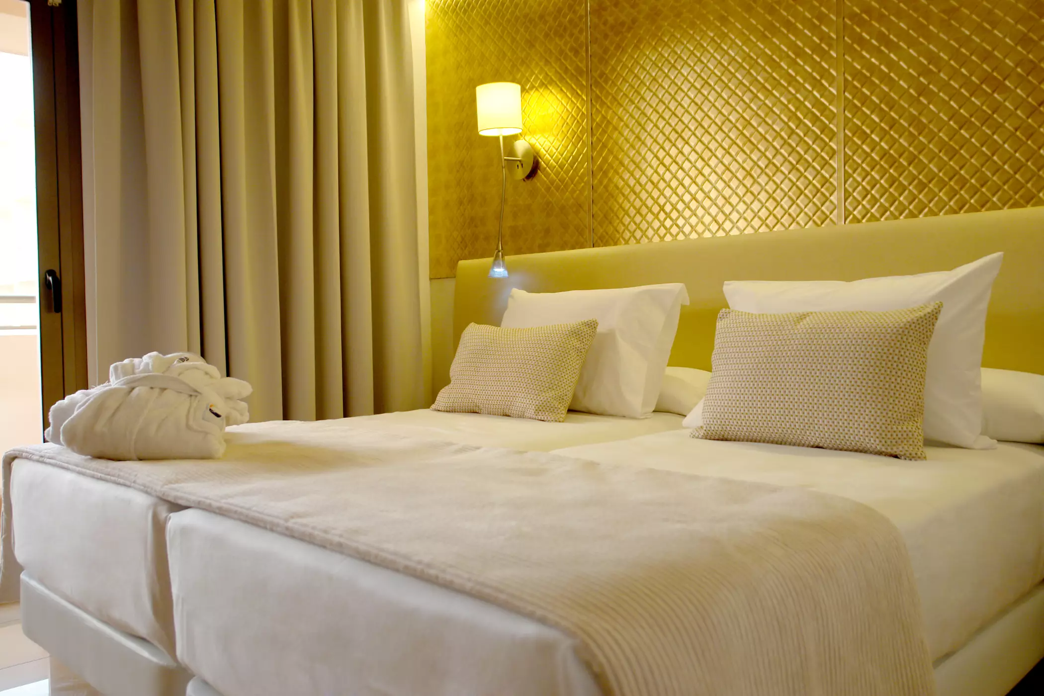 هتل Invisa Hotel La Cala Santa Eulalia