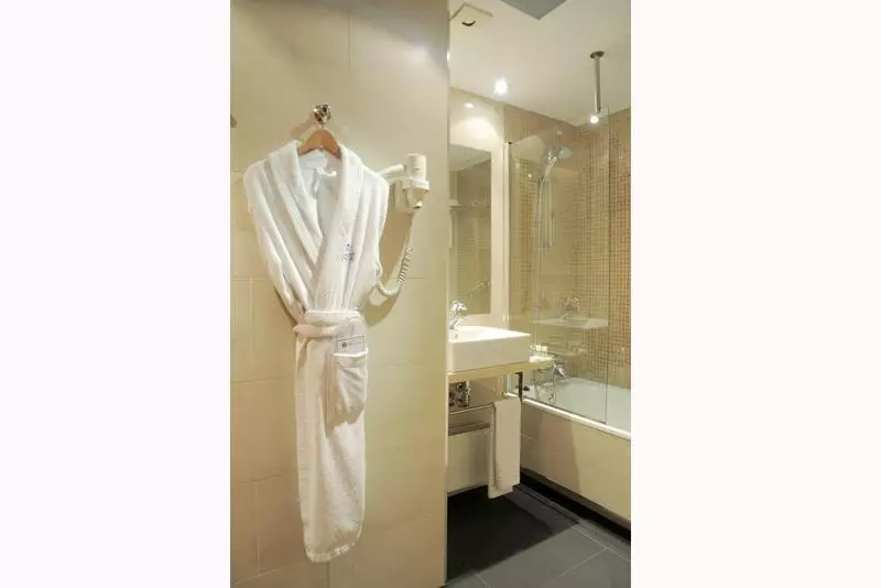 هتل Best Western Premier Hotel Dante بارسلونا