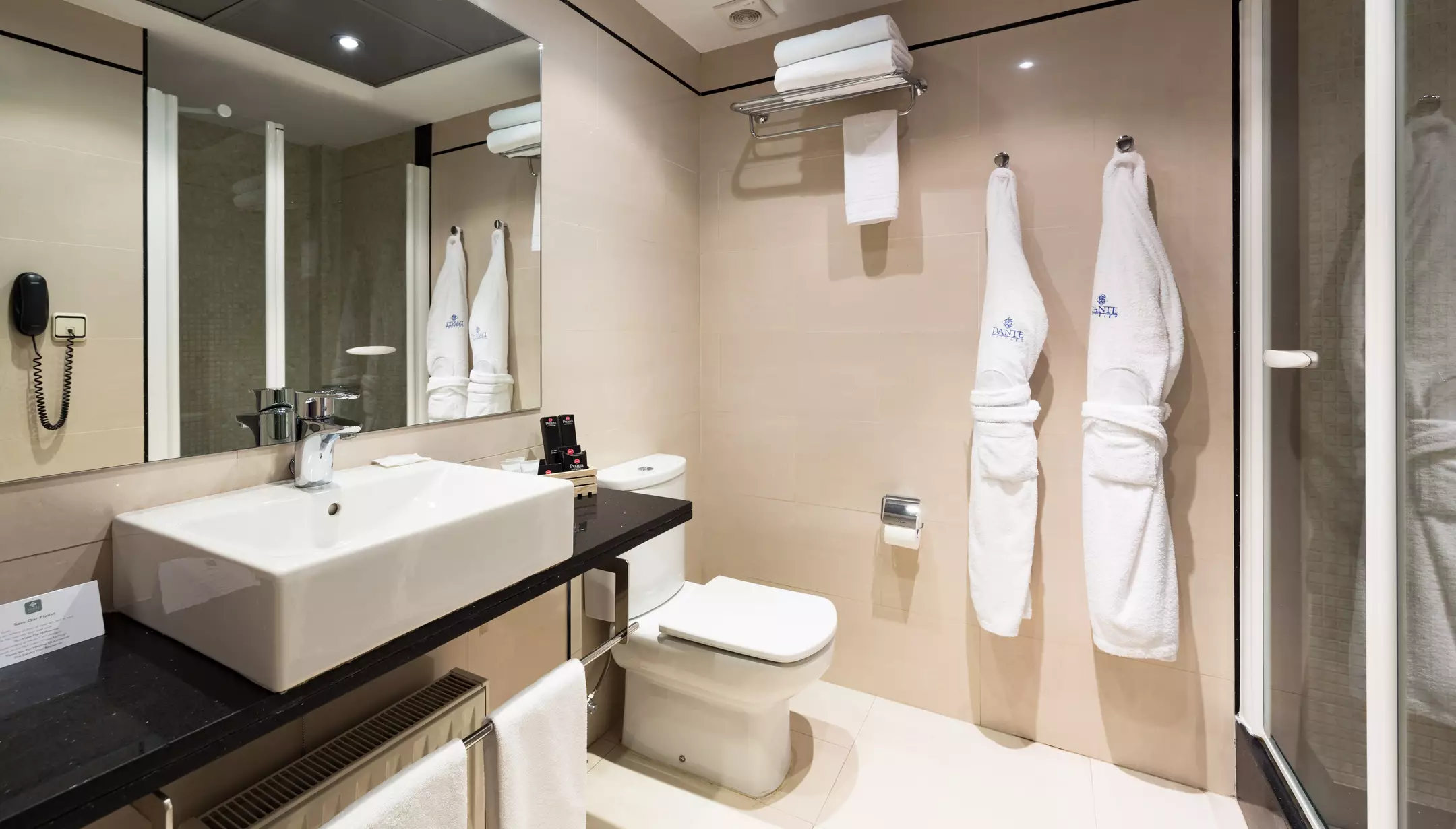 هتل Best Western Premier Hotel Dante بارسلونا