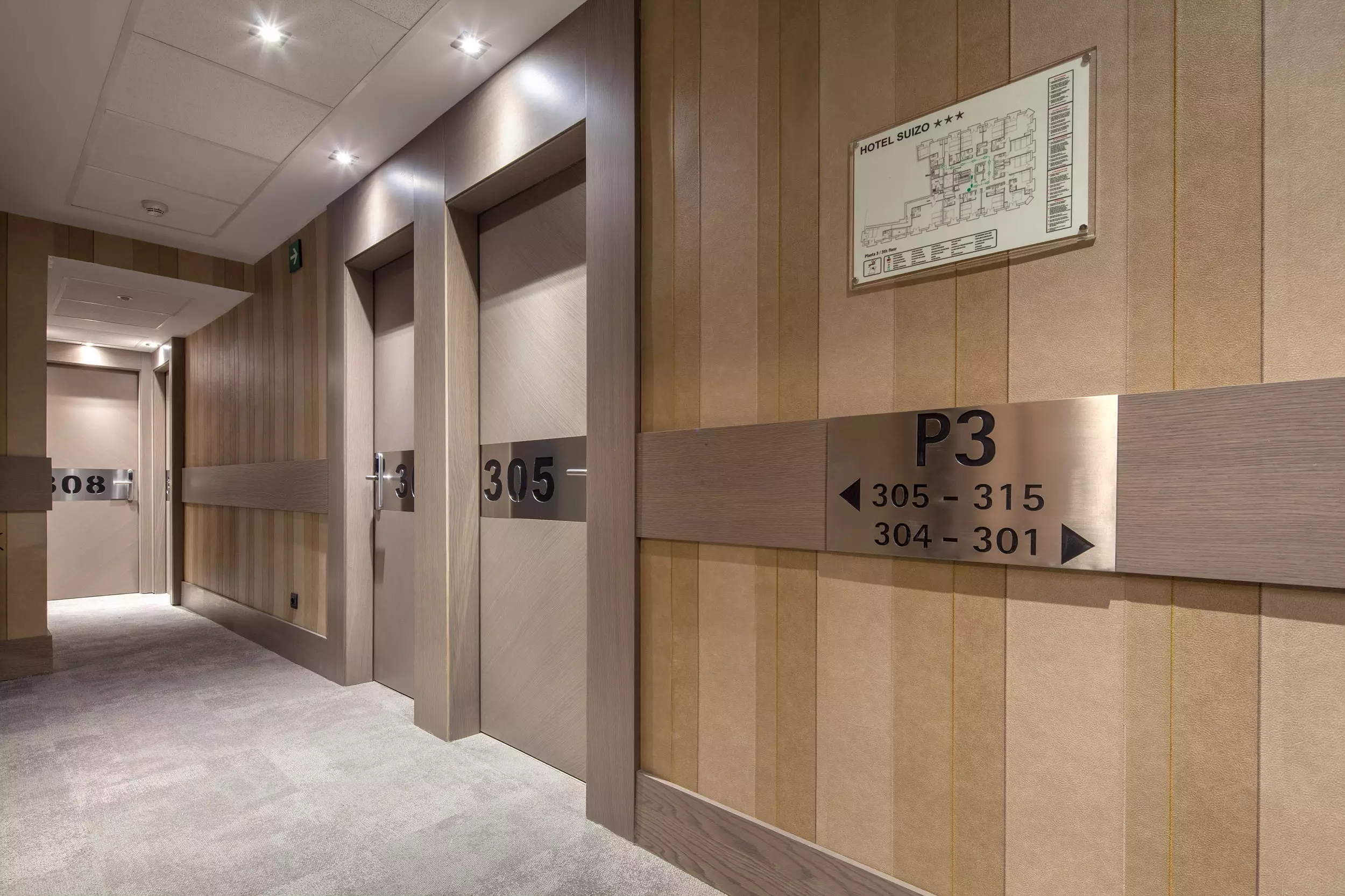 هتل Hotel Suizo بارسلونا