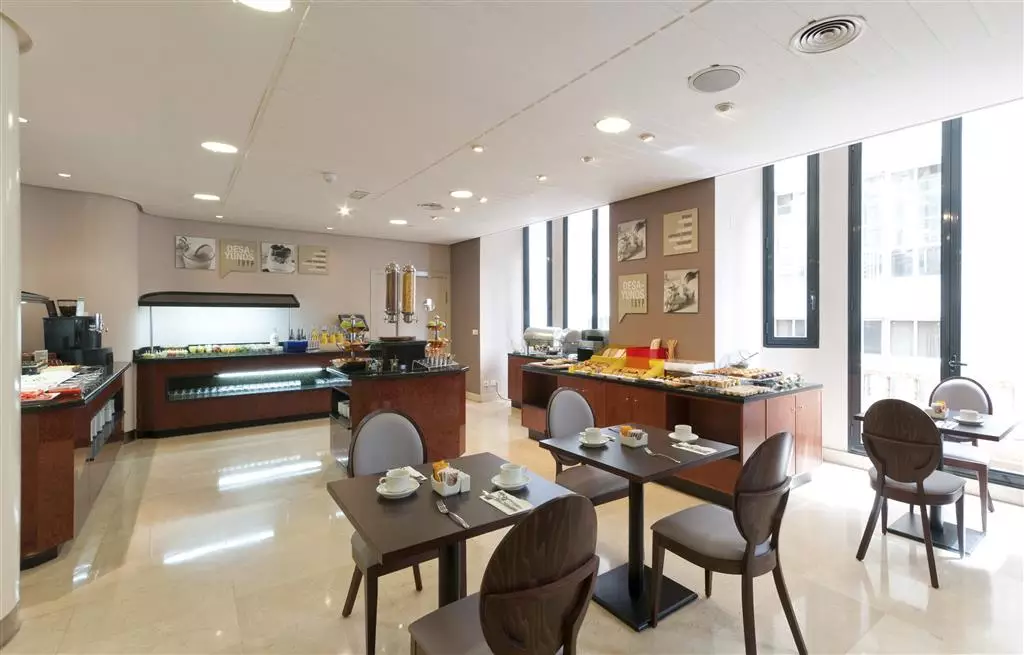 هتل INNSiDE Madrid Gran Vía مادرید