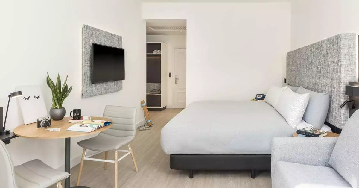 هتل INNSiDE Madrid Gran Vía مادرید