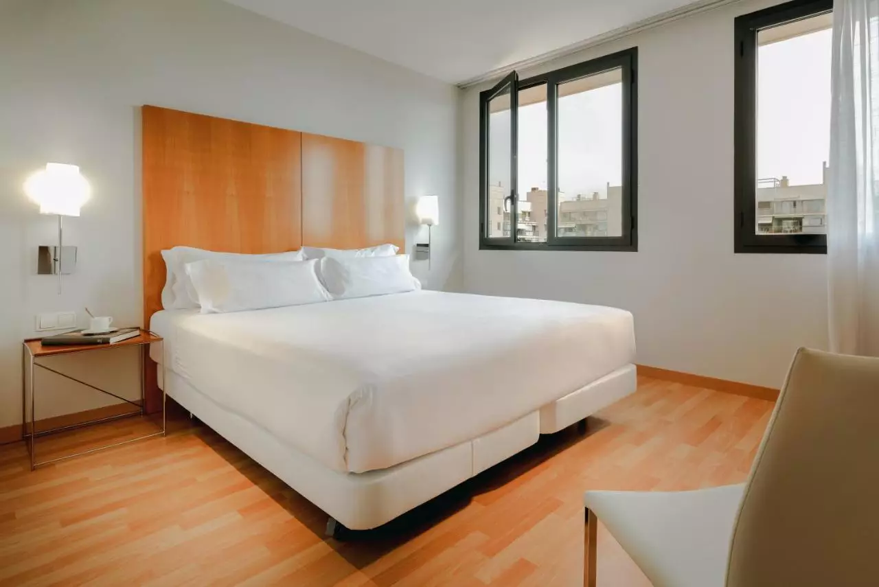 Alibaba https://cdn.alibaba.ir/ostorage/hotel-accommodation-images/6a052aa061ec039ef75c7b1e_Barcelona-NH-Hesperia-Barcelona-del-Mar-0.webp