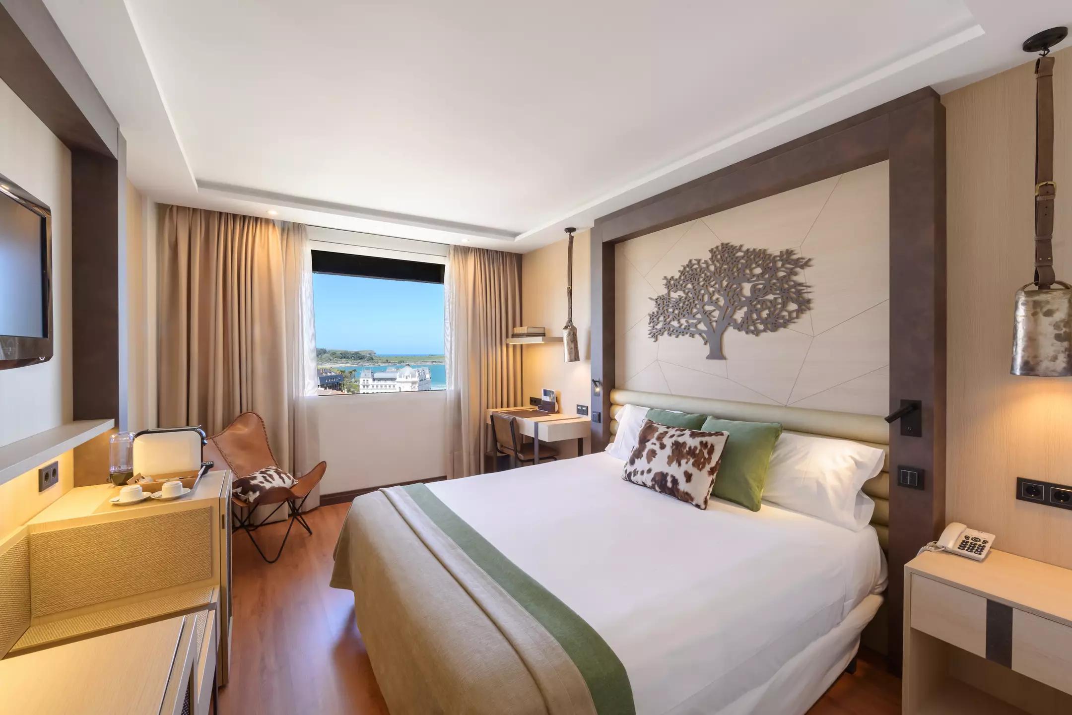 Alibaba https://cdn.alibaba.ir/ostorage/hotel-accommodation-images/6a052b1061ec039ef75c7b81_Santander-Santemar-1.webp