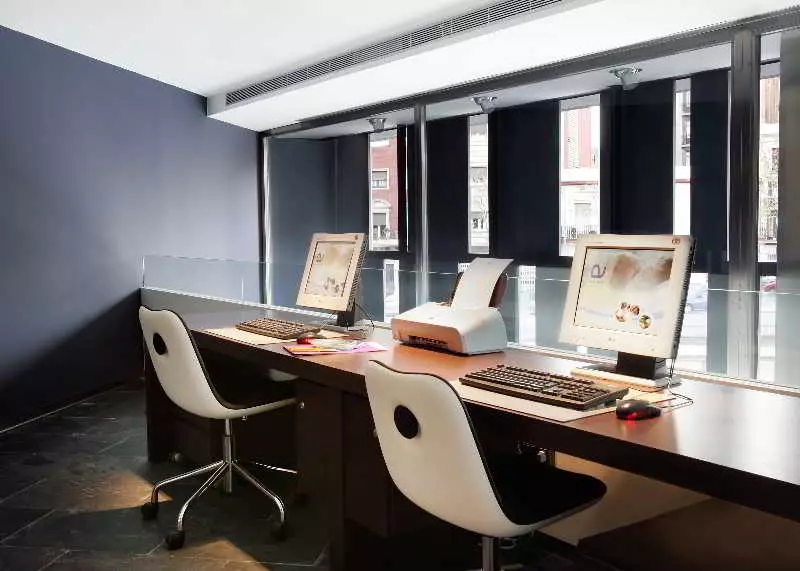 Alibaba https://cdn.alibaba.ir/ostorage/hotel-accommodation-images/6a053a3861ec039ef75c8799_Barcelona-Ayre-Hotel-Gran-V-a-1.webp
