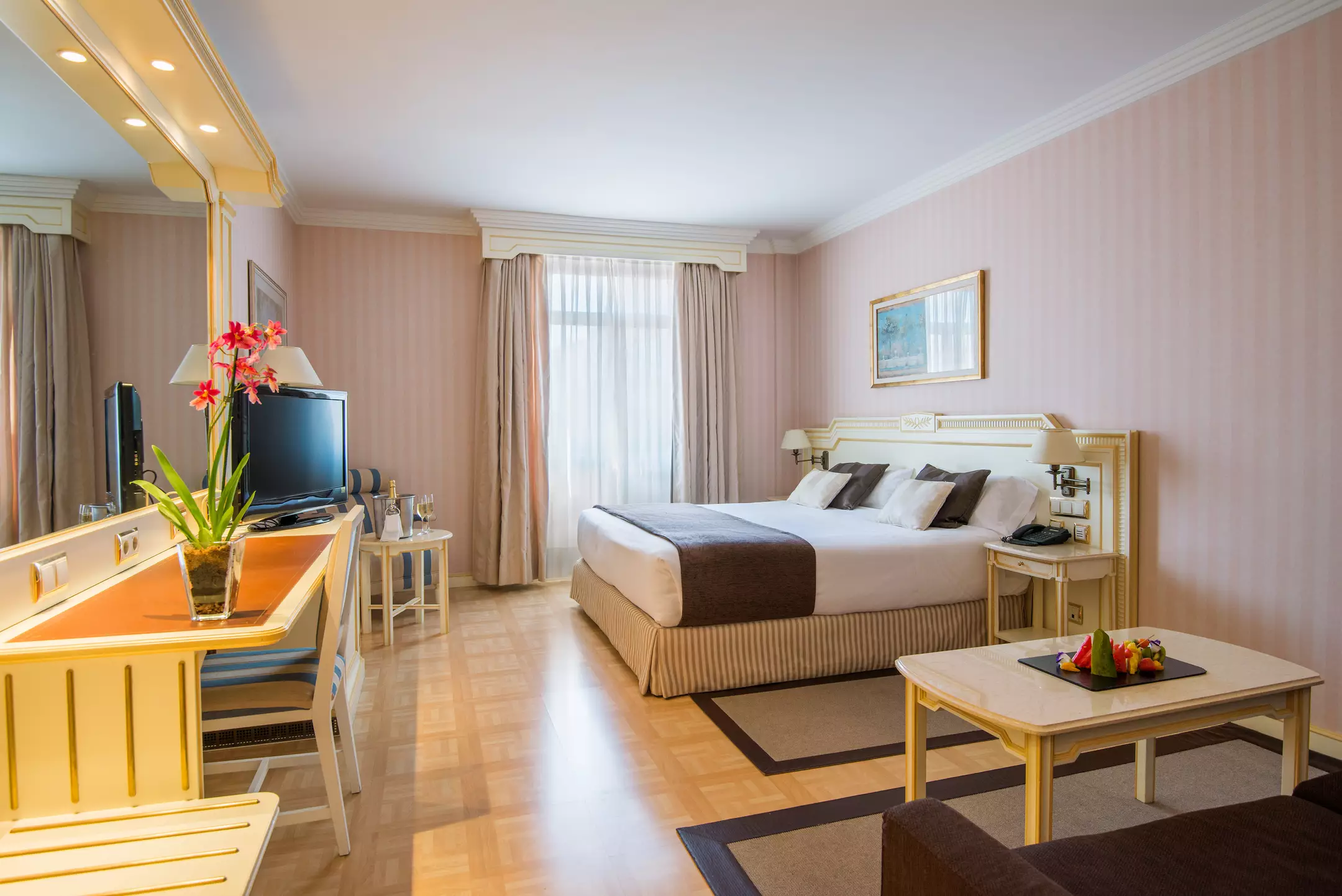 Alibaba https://cdn.alibaba.ir/ostorage/hotel-accommodation-images/6a056bf861ec039ef75cb0f0_Madrid-VP-Jard-n-Metropolitano-1.webp