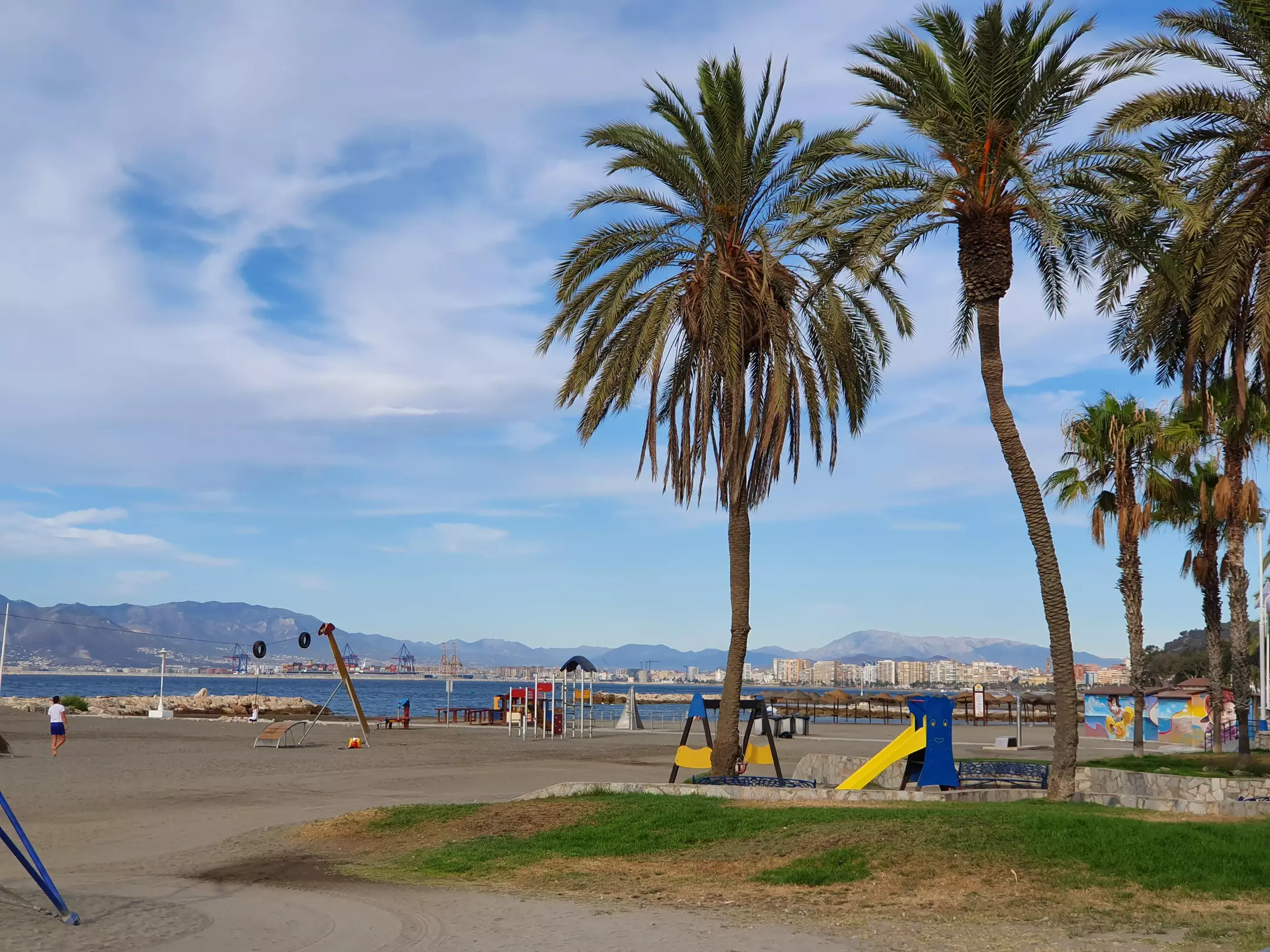Alibaba https://cdn.alibaba.ir/ostorage/hotel-accommodation-images/6a056dd061ec039ef75cb24b_Malaga-Hostal-El-Nogal-1.webp