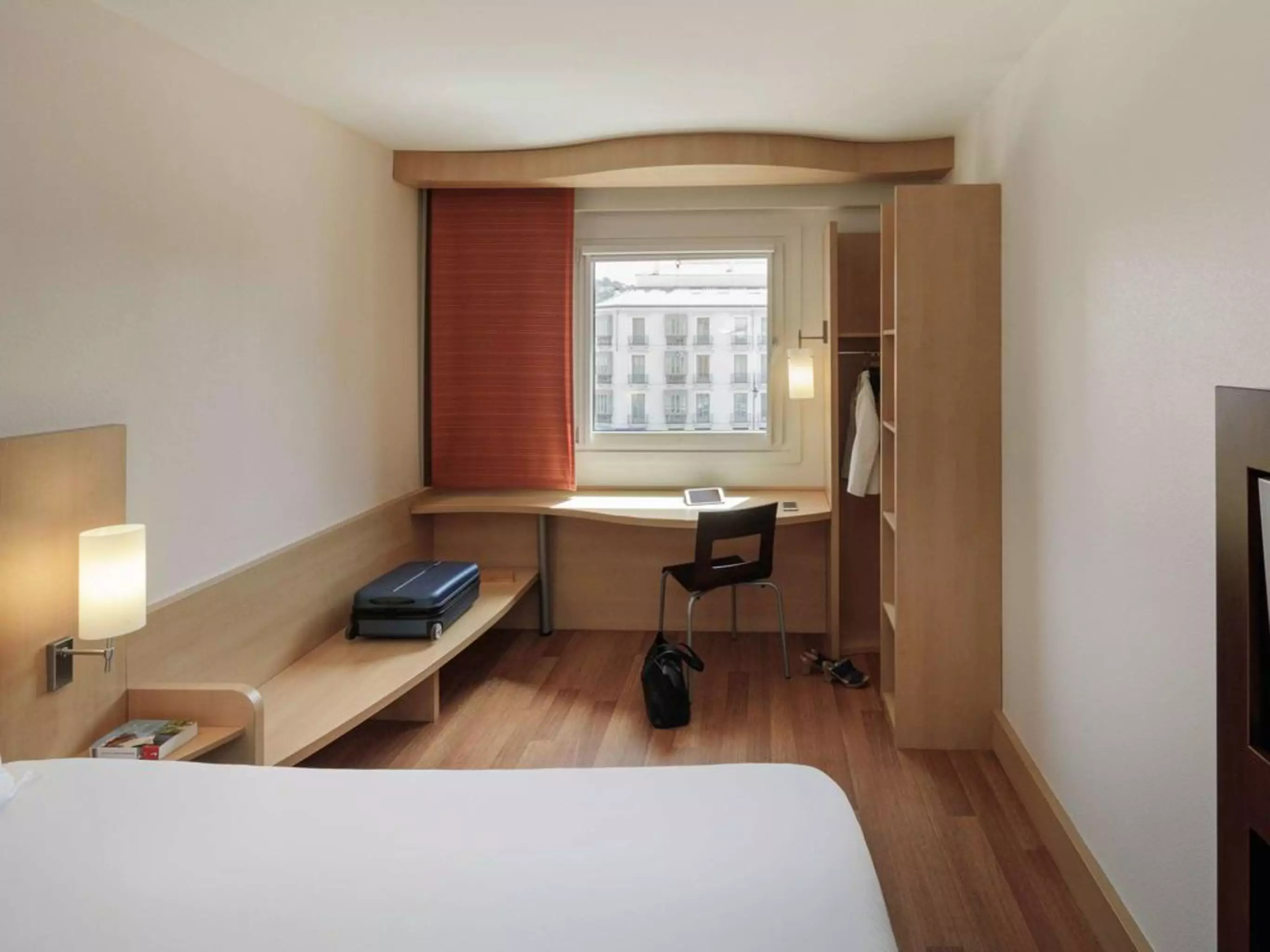 هتل ibis Malaga Centro Ciudad مالاگا