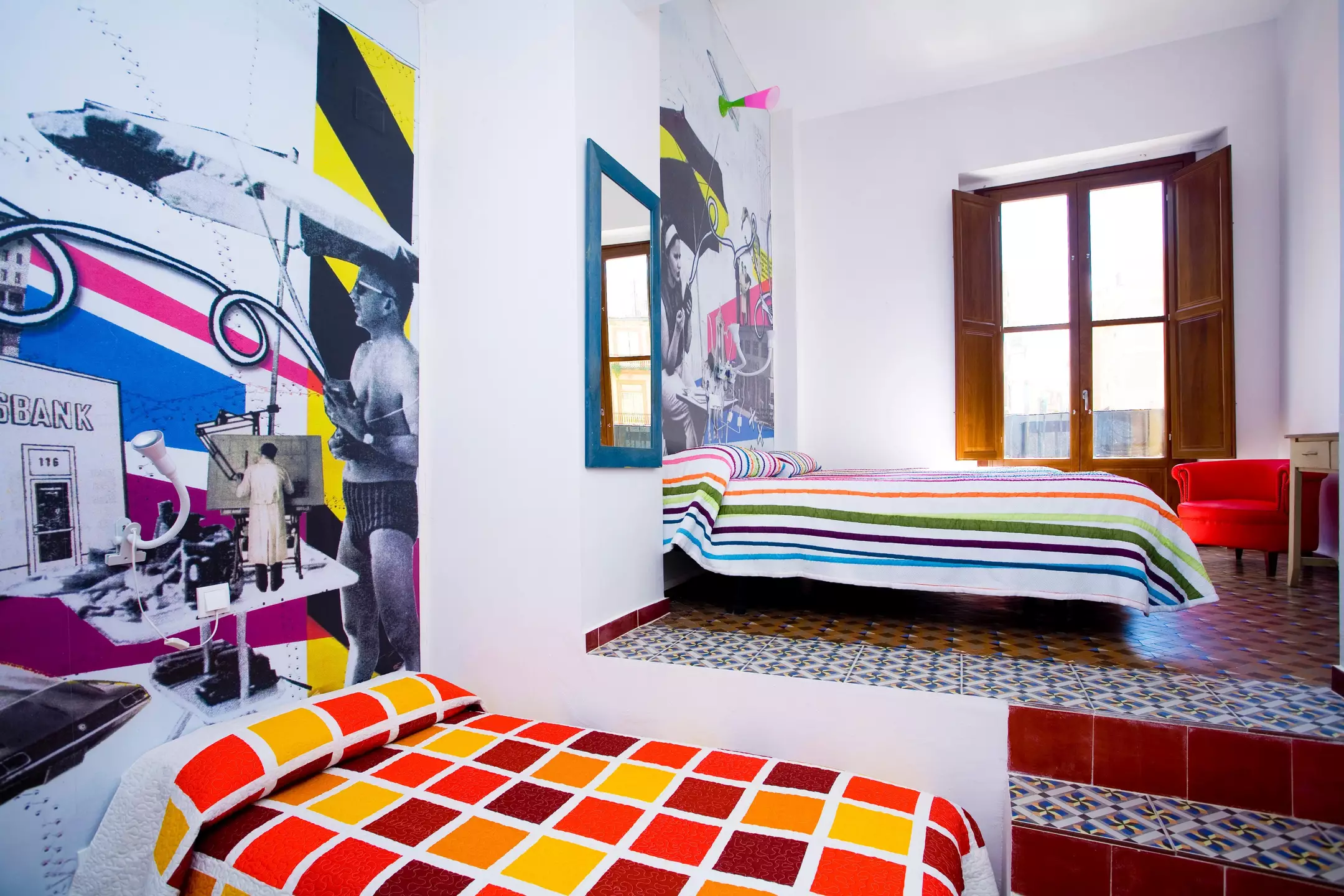 هتل Home Youth Hostel والنسیا