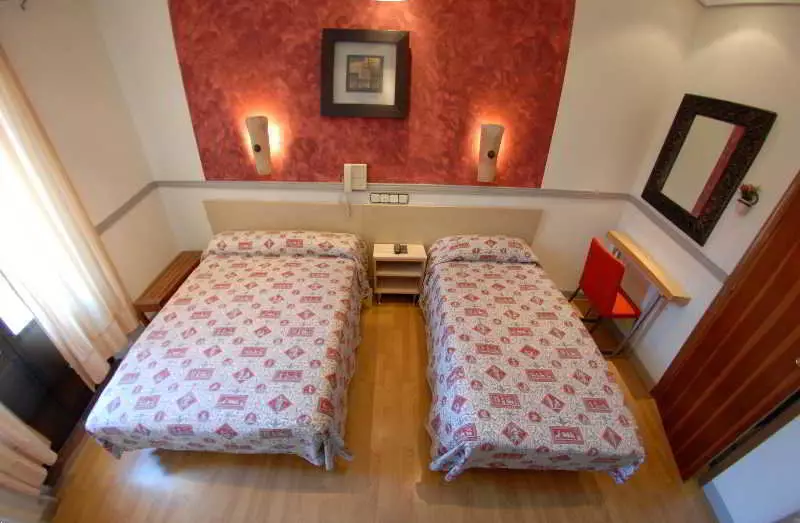 هتل Good Rooms مادرید