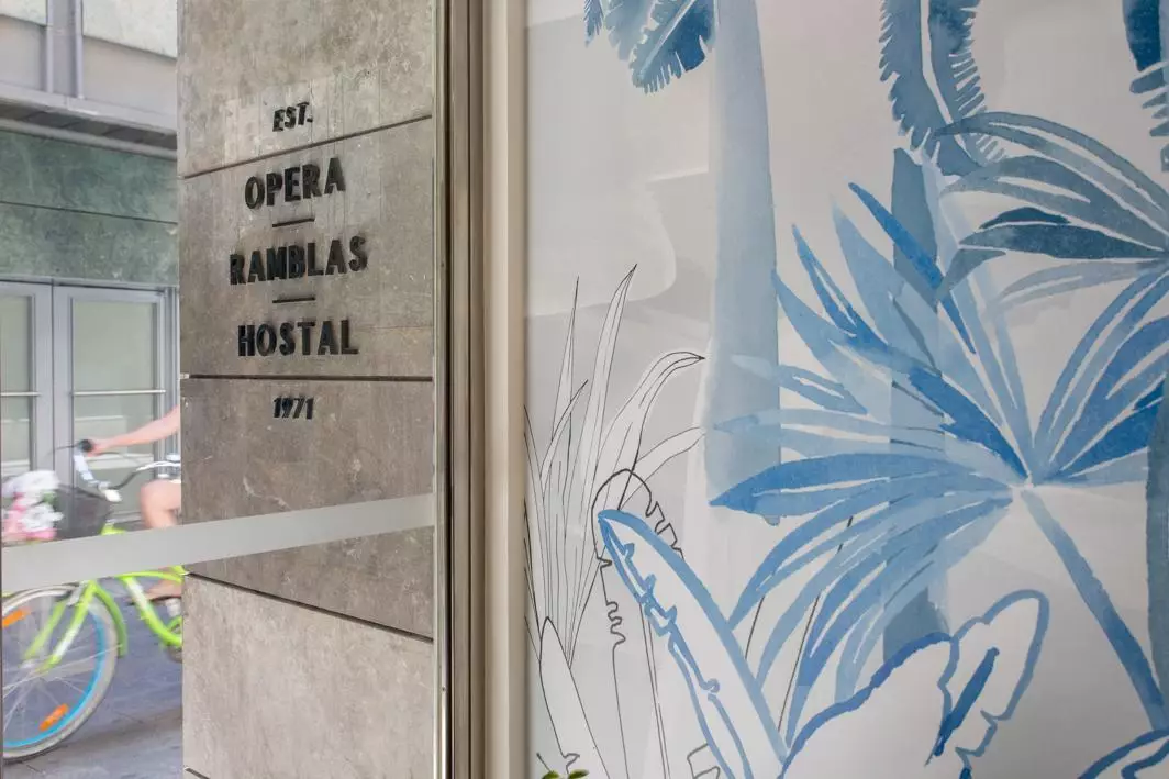 هتل Opera Ramblas Hostal بارسلونا