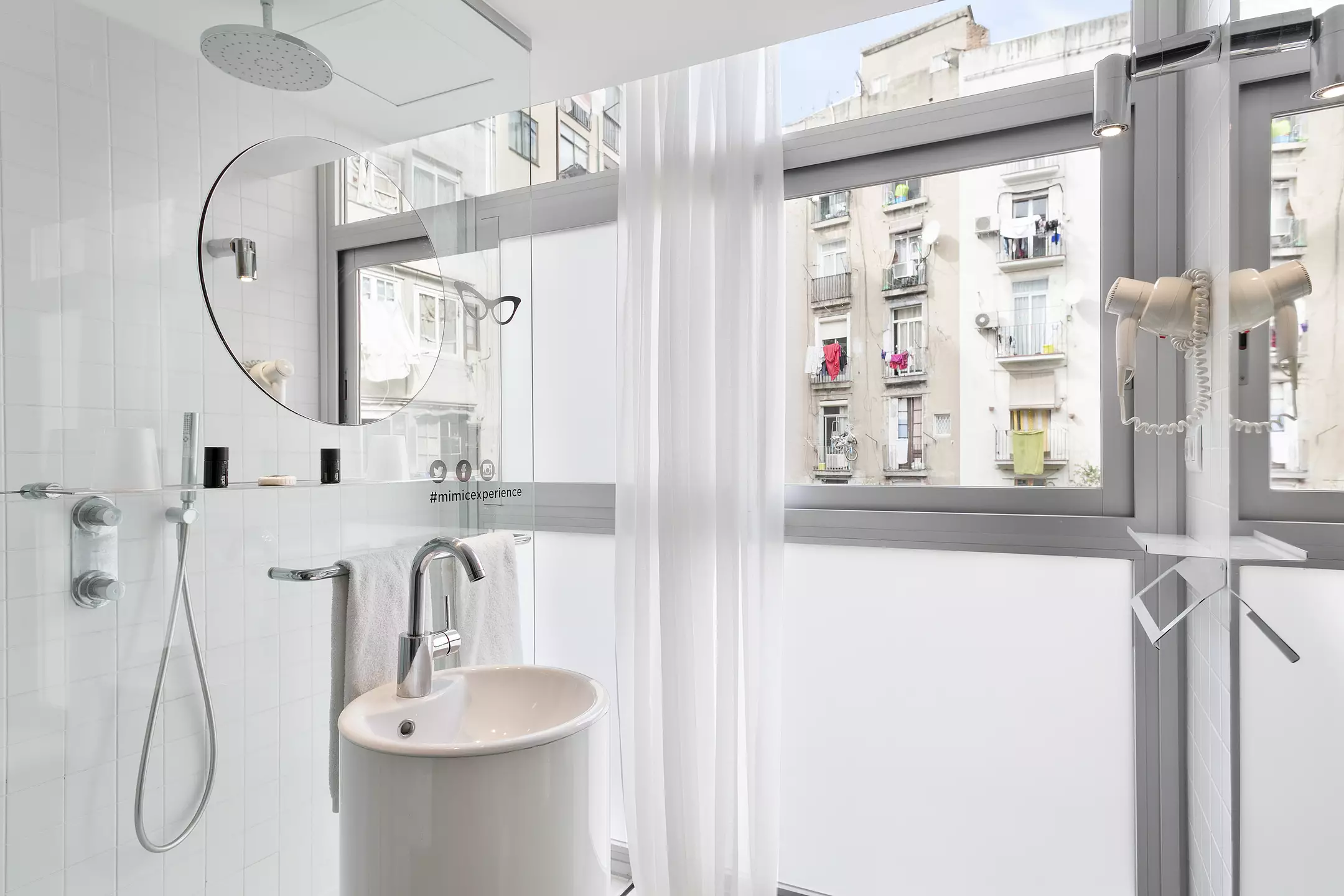 هتل Casa Lit by Ona Hotels بارسلونا