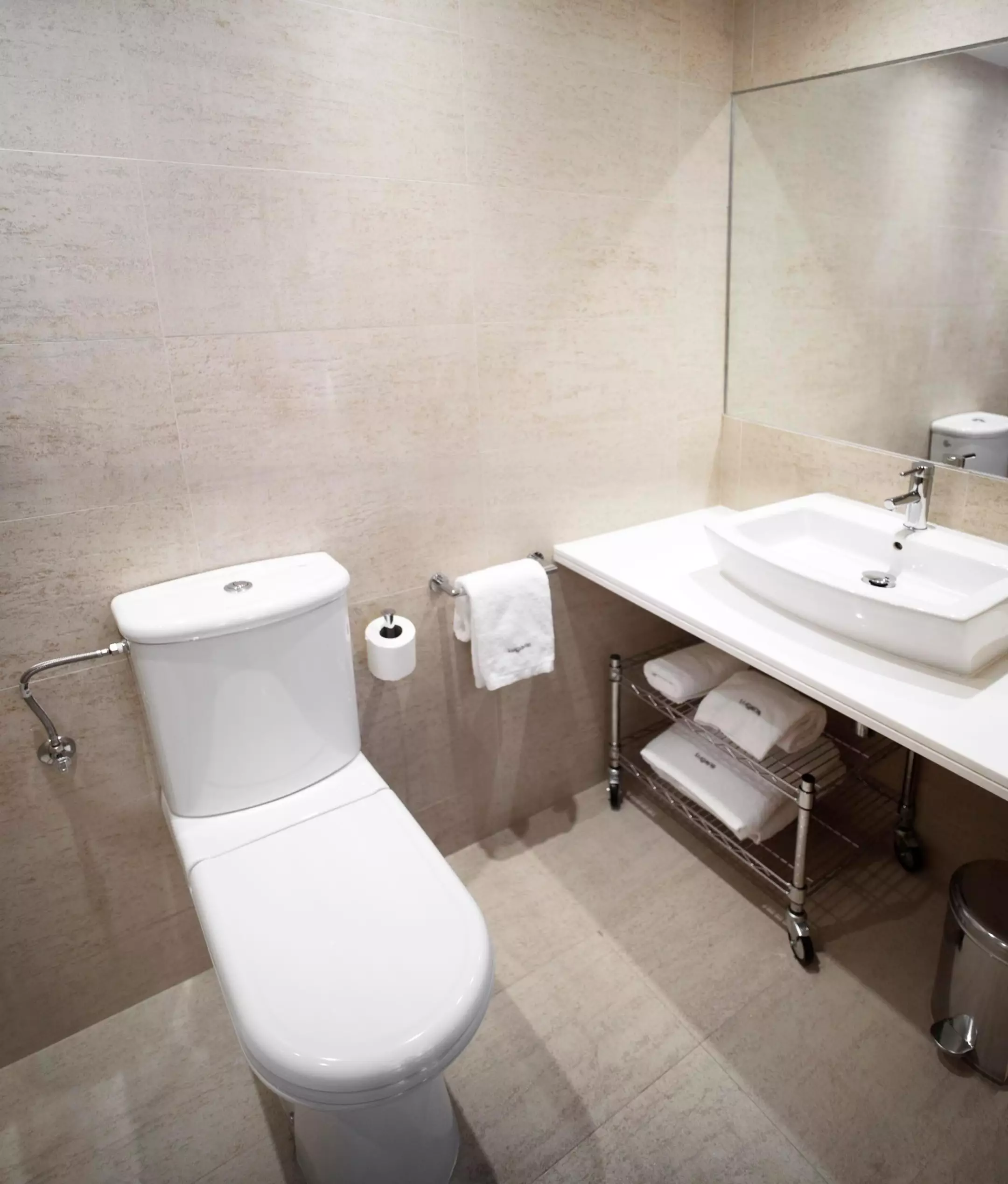 Alibaba https://cdn.alibaba.ir/ostorage/hotel-accommodation-images/6a05dc0361ec039ef75d074b_Barcelona-Lugaris-Rambla-1.webp