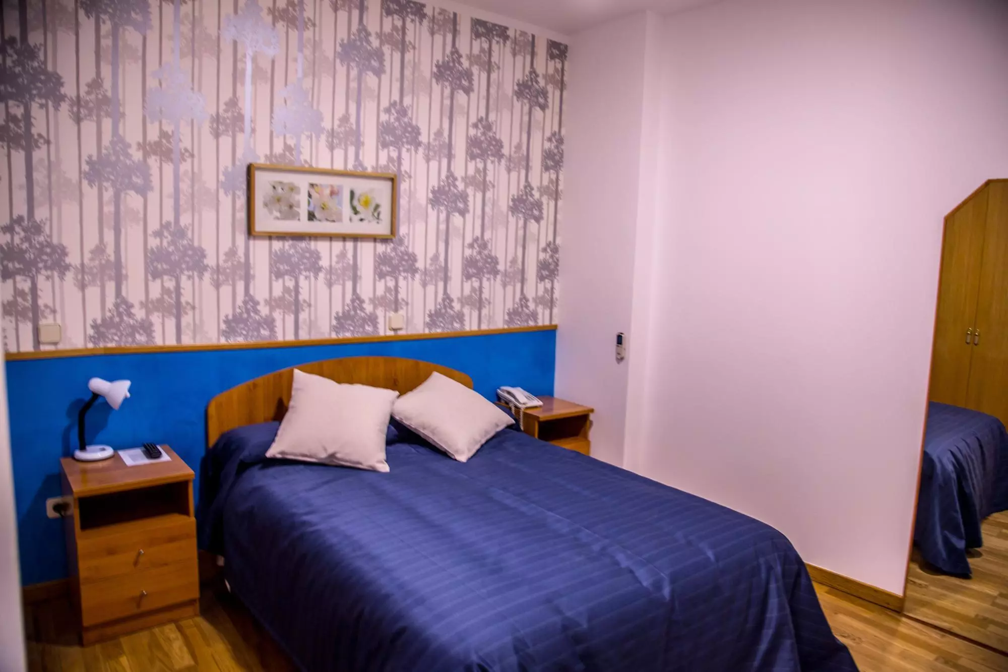 Alibaba https://cdn.alibaba.ir/ostorage/hotel-accommodation-images/6a05dee561ec039ef75d0952_Madrid-Hostal-Montaloya-1.webp