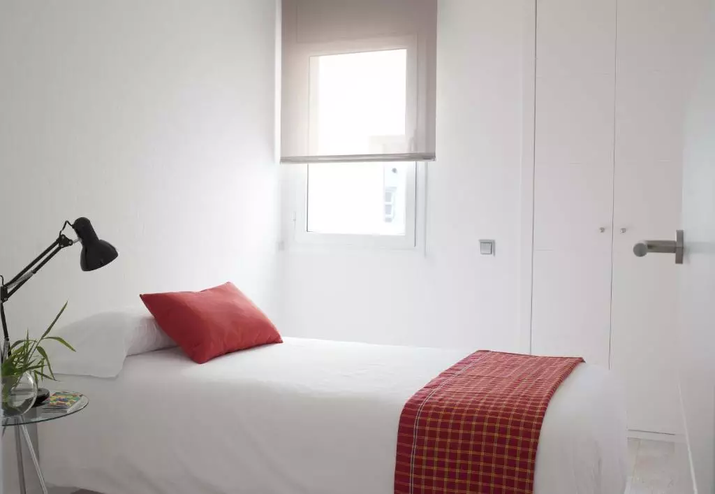 Alibaba https://cdn.alibaba.ir/ostorage/hotel-accommodation-images/6a05eca261ec039ef75d1474_Barcelona-Eric-V-kel-Gran-Via-Suites-1.webp