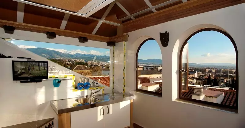 هتل Las Golondrinas de la Alhambra گرانادا