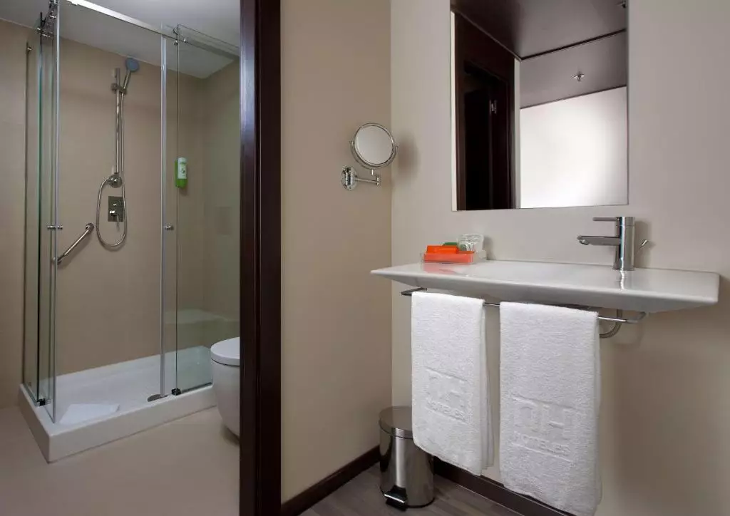Alibaba https://cdn.alibaba.ir/ostorage/hotel-accommodation-images/6a05f7d661ec039ef75d1d67_Barcelona-NH-Barcelona-Diagonal-Center-1.webp