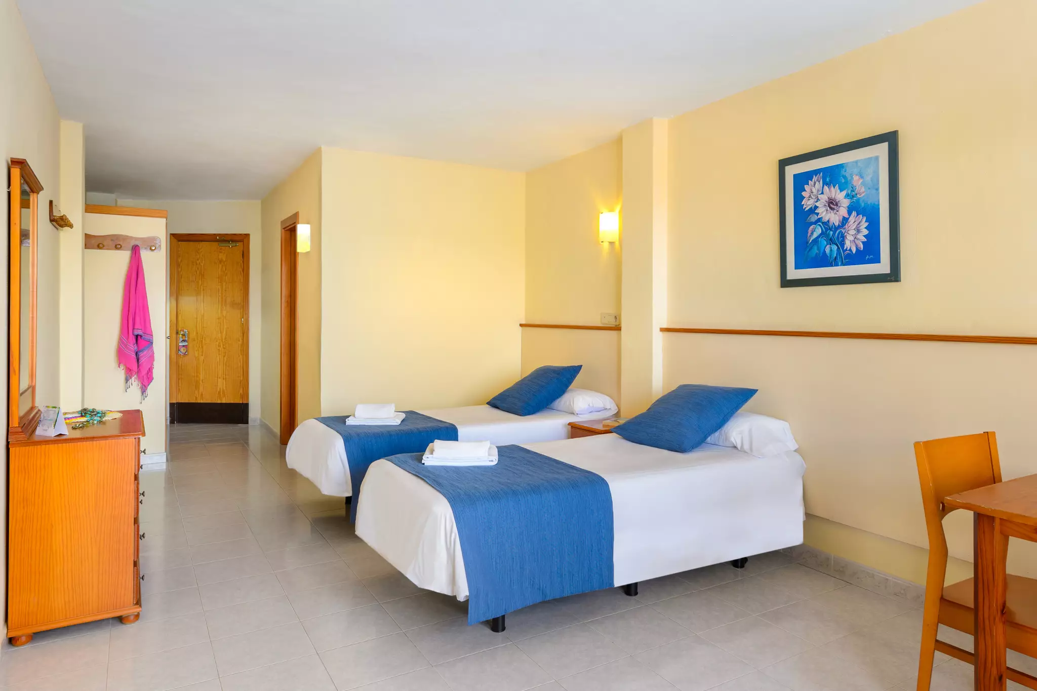 هتل Apartamentos Vibra Tropical Garden Ibiza City