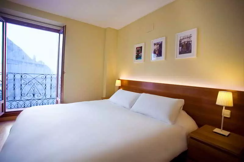 Alibaba https://cdn.alibaba.ir/ostorage/hotel-accommodation-images/6a05ffb961ec039ef75d2439_Madrid-Palafox-Central-Suites-1.webp
