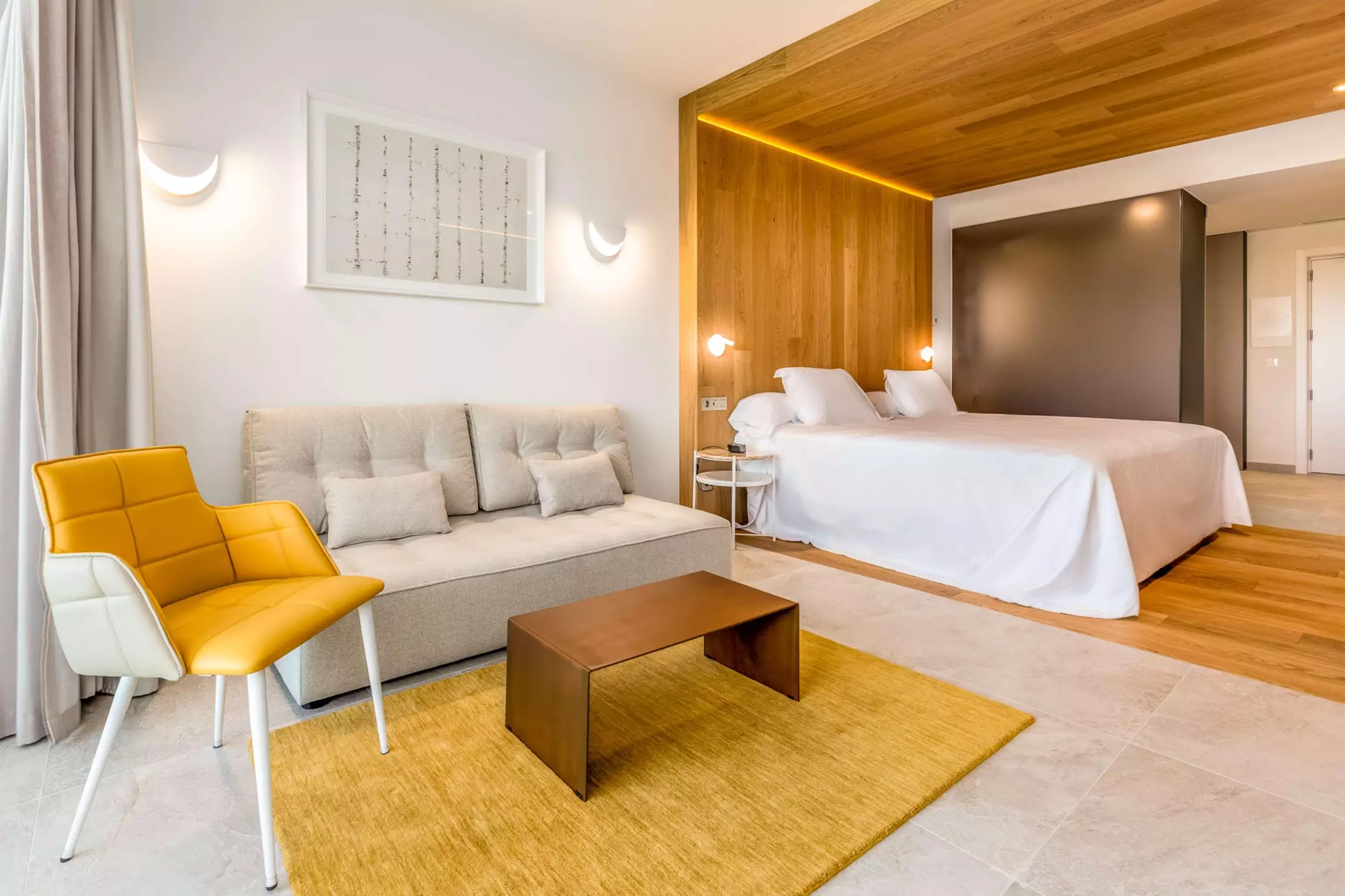 هتل Higueron Hotel Malaga, Curio Collection by Hilton Fuengirola