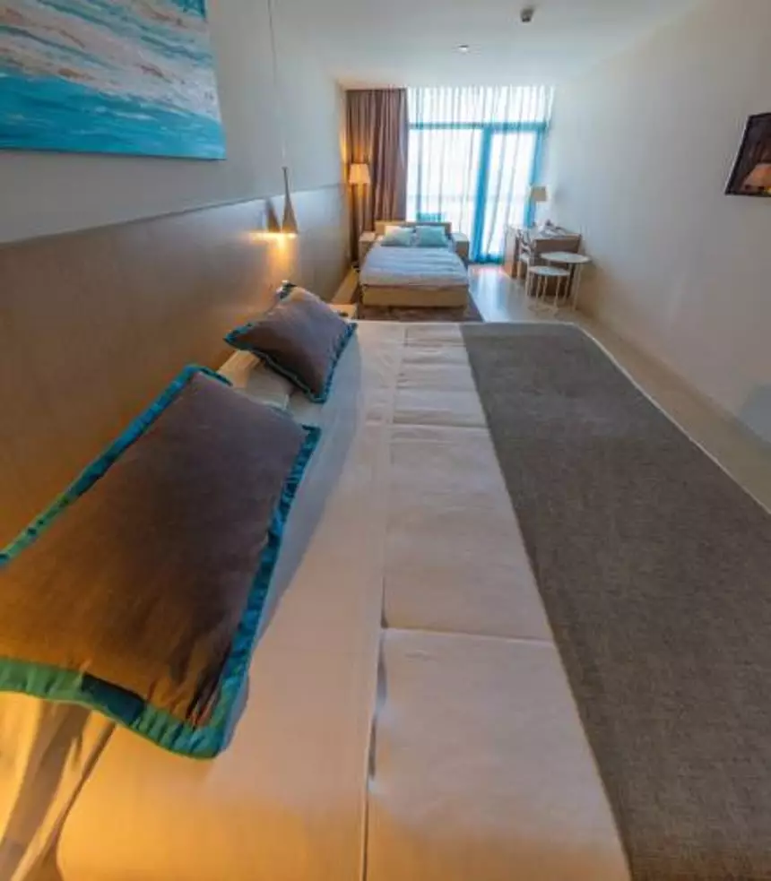 Alibaba https://cdn.alibaba.ir/ostorage/hotel-accommodation-images/6a06028e61ec039ef75d268f_Mataro-Atenea-Port-Barcelona-Matar-1.webp